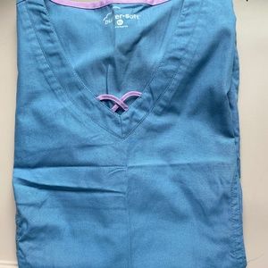Buttersoft Scrub Top